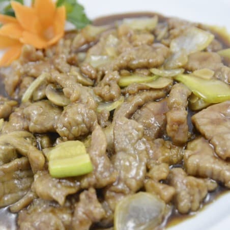 Vedella amb salsa d'ostres