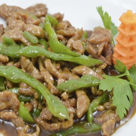 Vedella amb pebrots verds